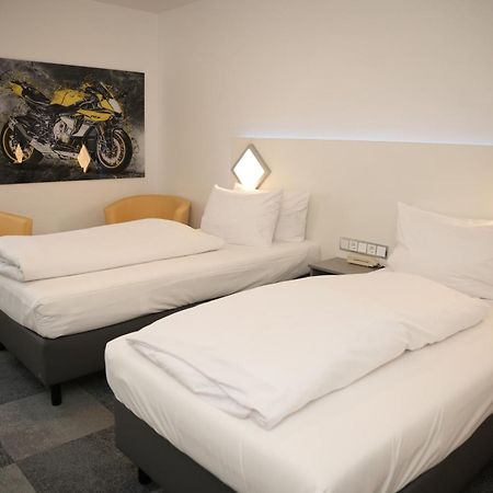Weber Hotel MHG Kültér fotó