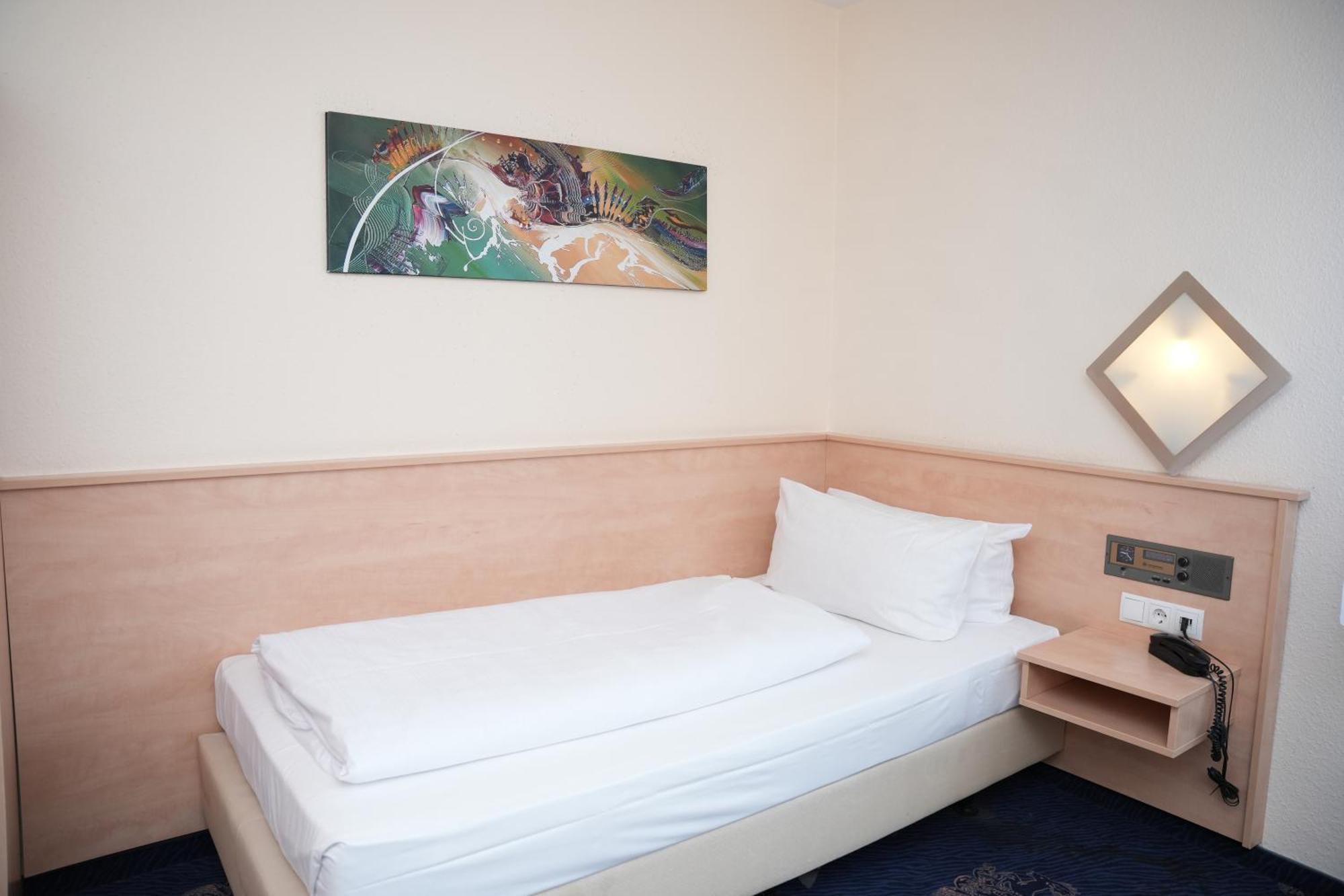 Weber Hotel MHG Kültér fotó
