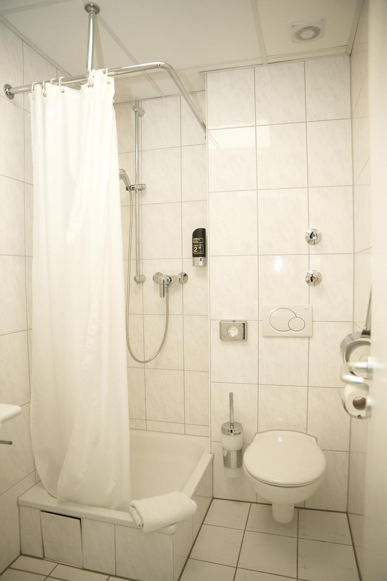 Weber Hotel MHG Kültér fotó