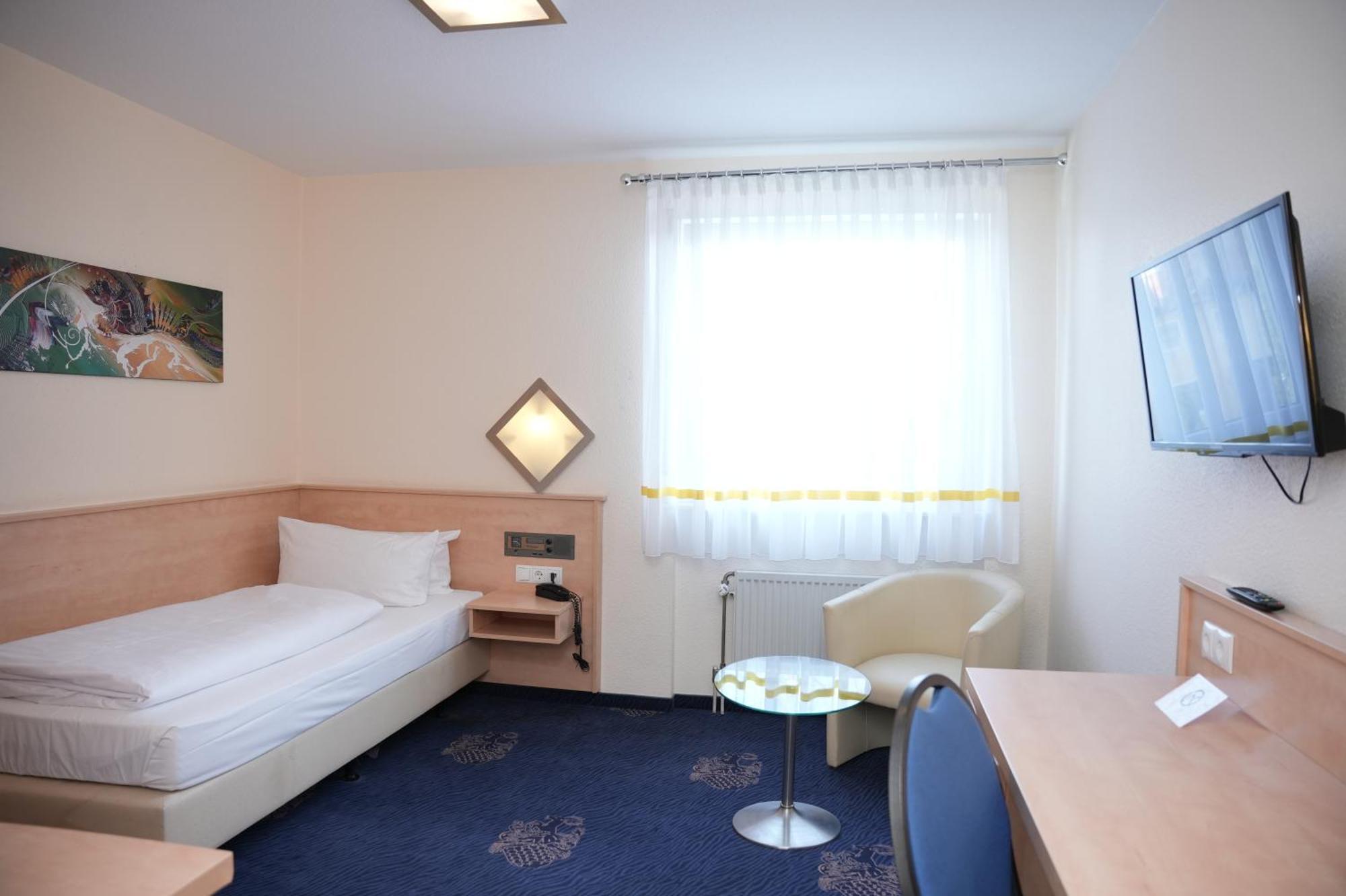 Weber Hotel MHG Kültér fotó