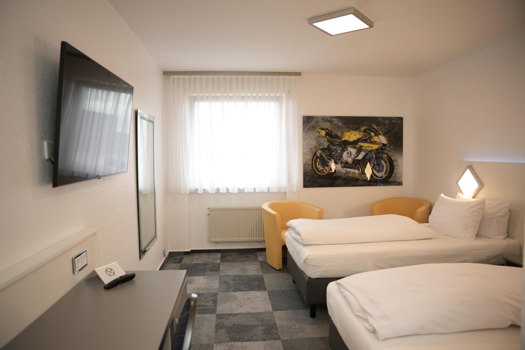 Weber Hotel MHG Kültér fotó