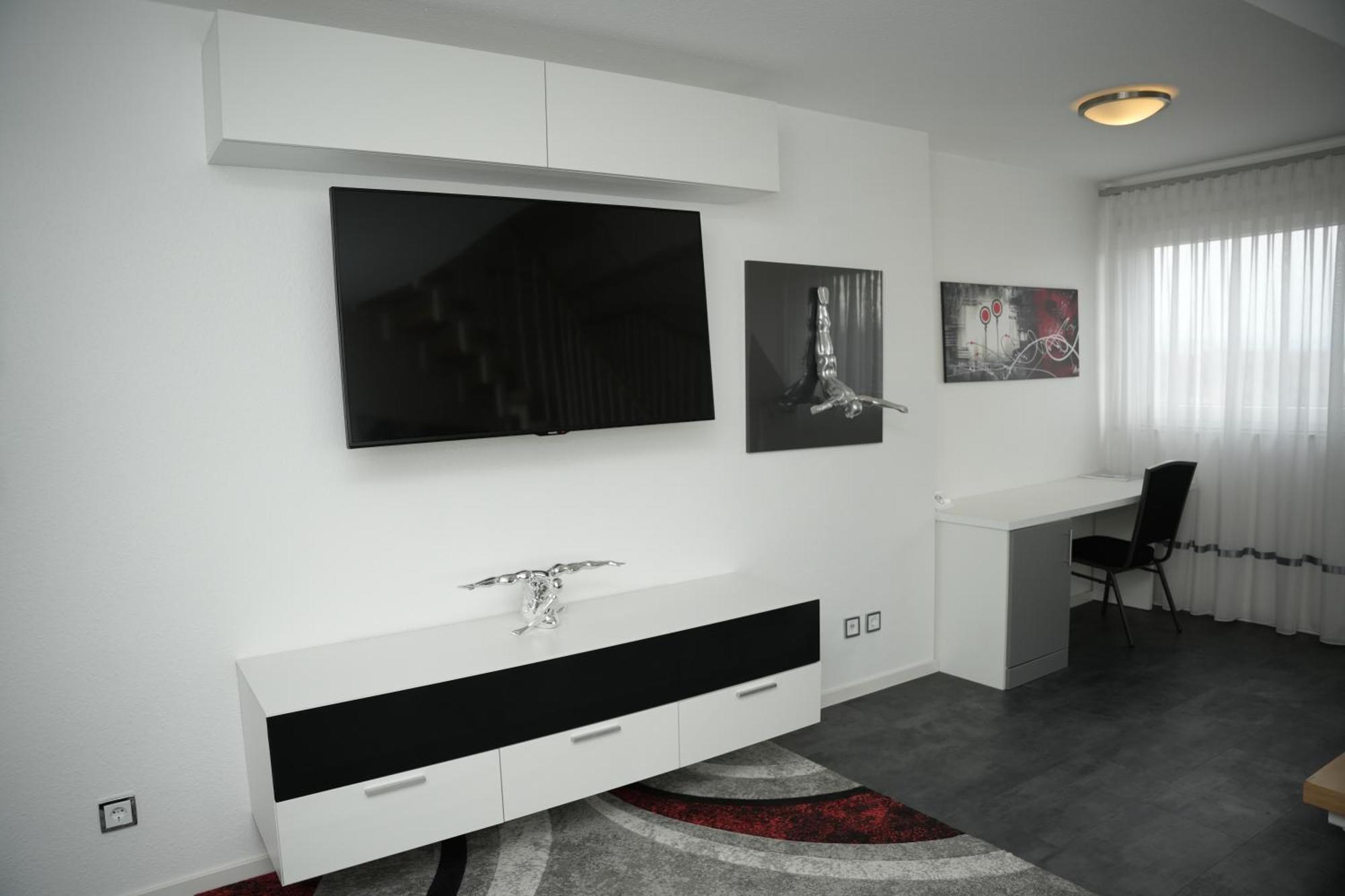 Weber Hotel MHG Kültér fotó
