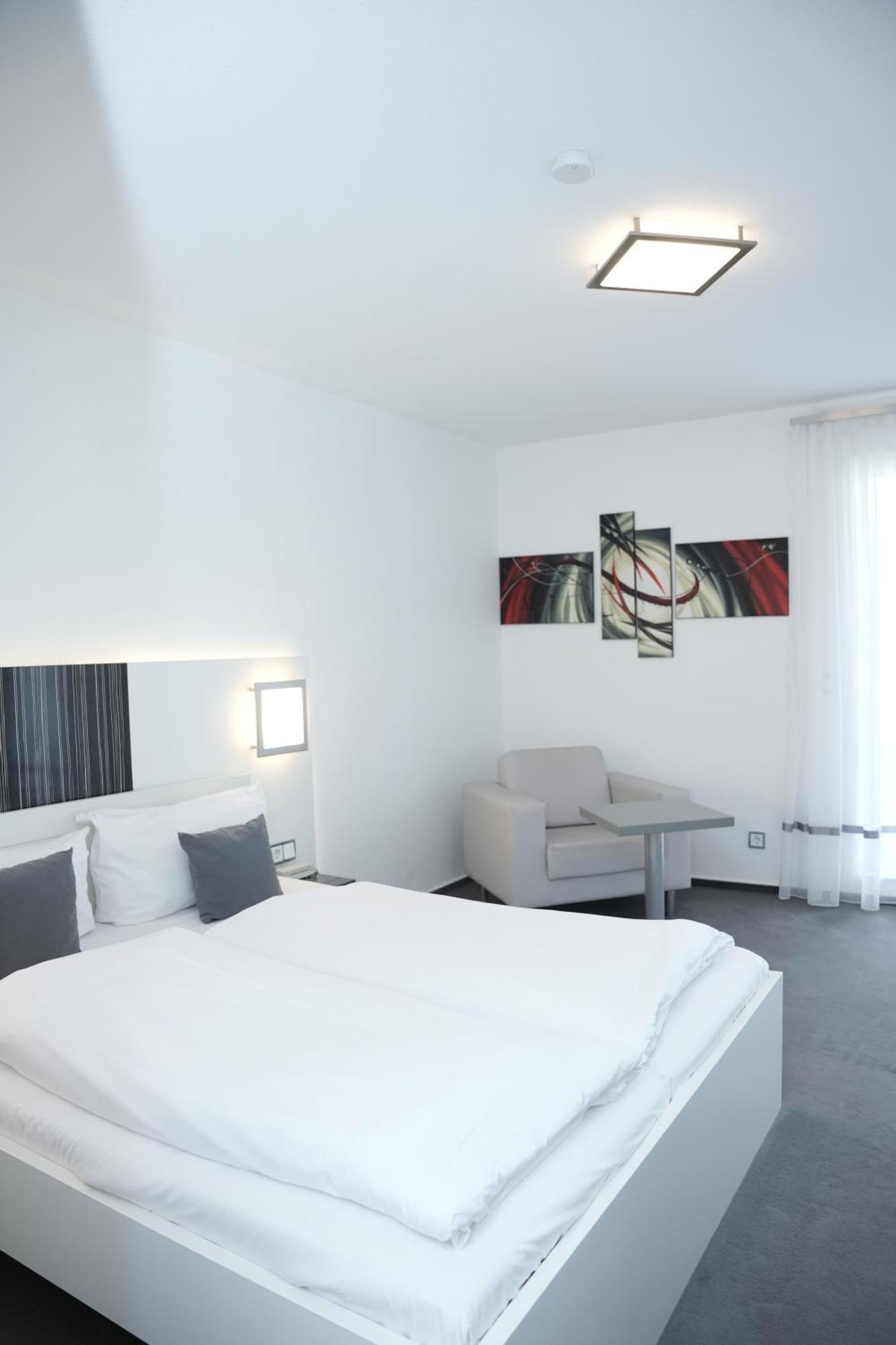 Weber Hotel MHG Kültér fotó